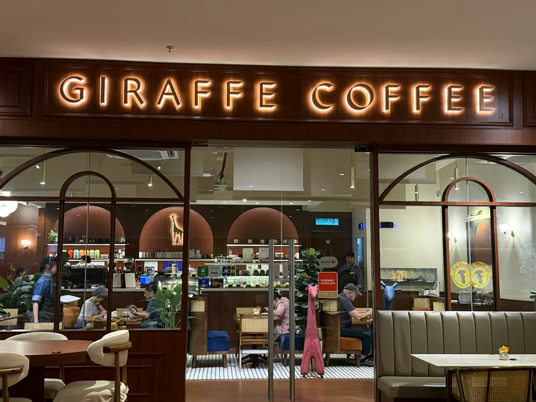 Hidangan signature di Giraffe Café Sunway GEO Avenue